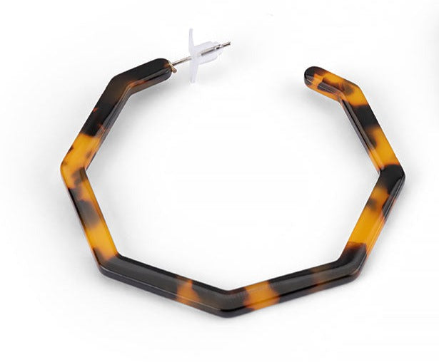 HEXAGON RESIN TORTOISE HOOP EARRINGS
